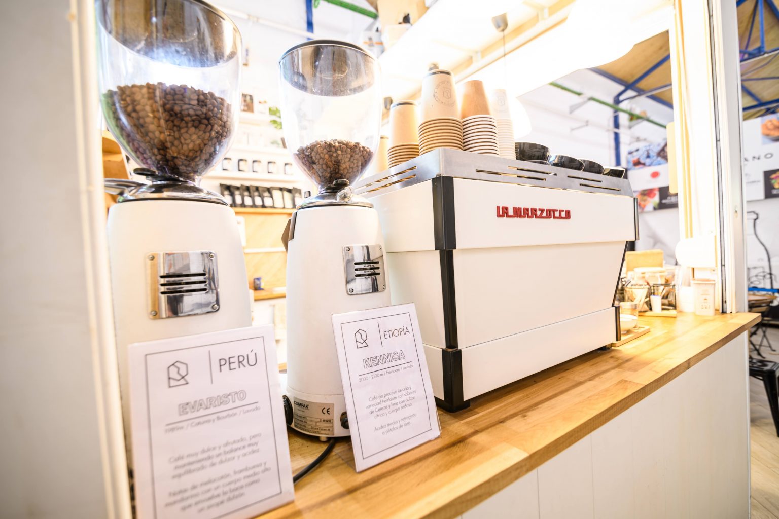 nuestra maquinaria para hacer café